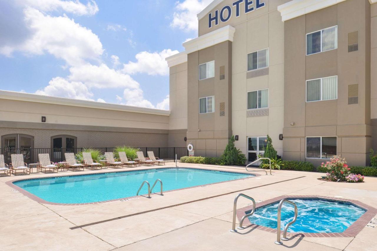 Hotel Vue, Ascend Hotel Collection Natchez Buitenkant foto